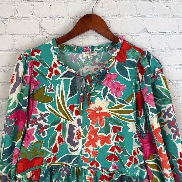 Umgee Vibrant Floral Blouse - Green and Red Small - Picture 4 of 9